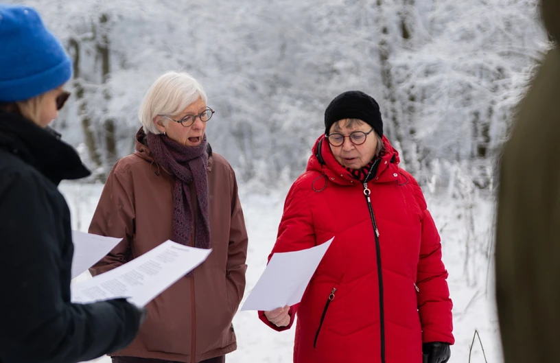 Fællessang, sang, musik og julehygge på højskoleophold Duften af jul